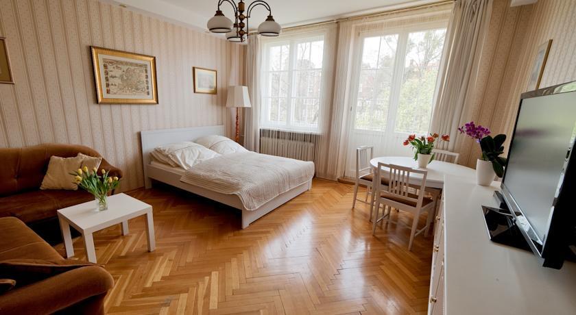 Apartament 18