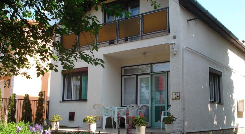 Rózsa Apartment