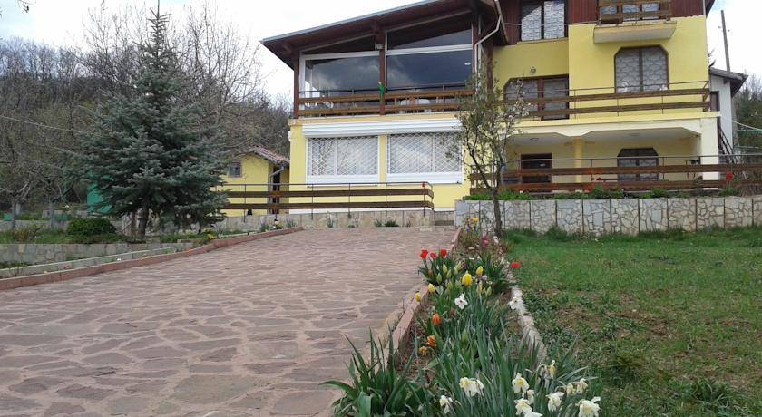 Апартаменты Guest House Megas