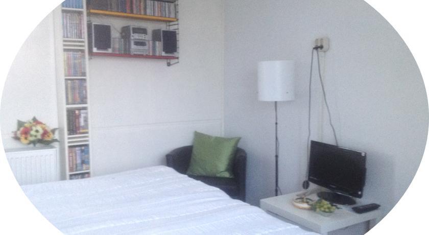 Мини-отель B&B 2 Hoog Lelystad