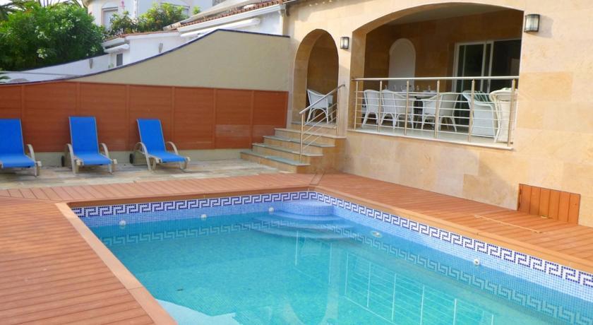 Apart-Rent Villa Pani 100 A