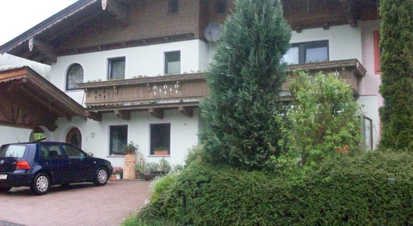 Отель Appartements Renate
