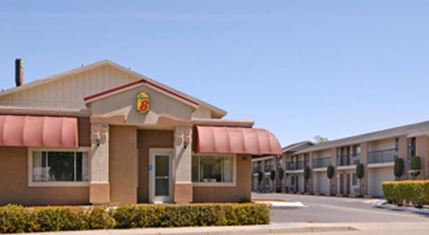 Отель Super 8 Red Bluff