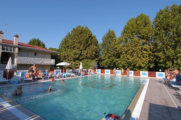 Отель Hotel Germania