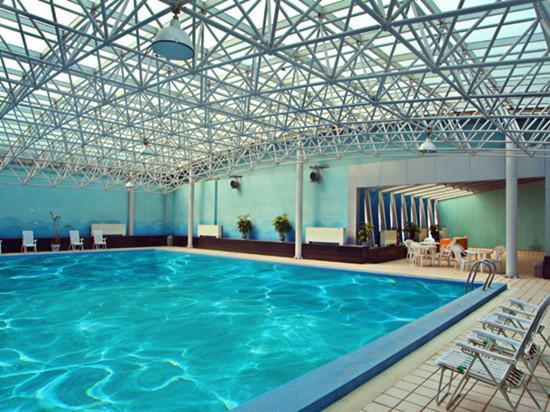 Отель The Sovereign Hotel