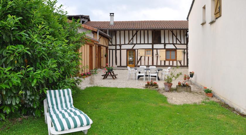 Апартаменты Gite Le Courlis