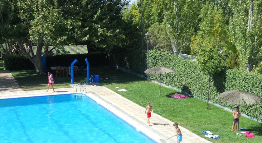 Отель Camping Fuente de Piedra