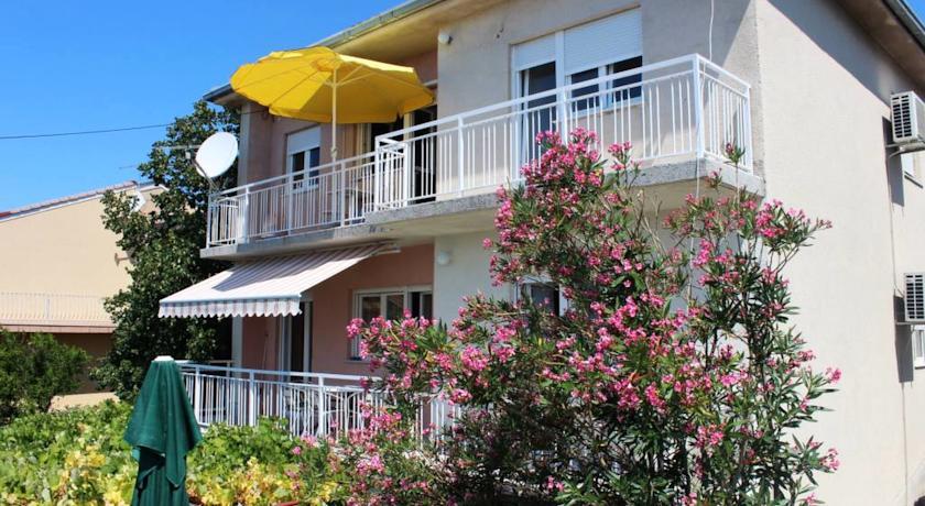 Апартаменты Apartments Adriana