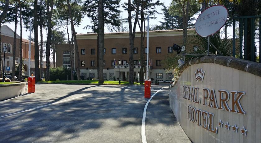Отель Regal Park Hotel