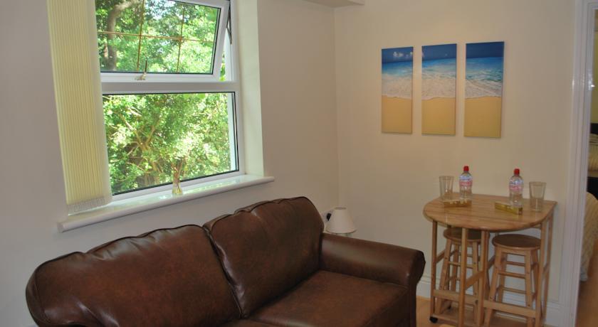 Апартаменты Tides Reach Apartments
