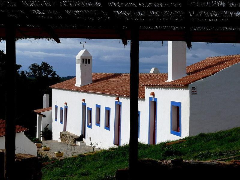 Отель Monte Do Adail