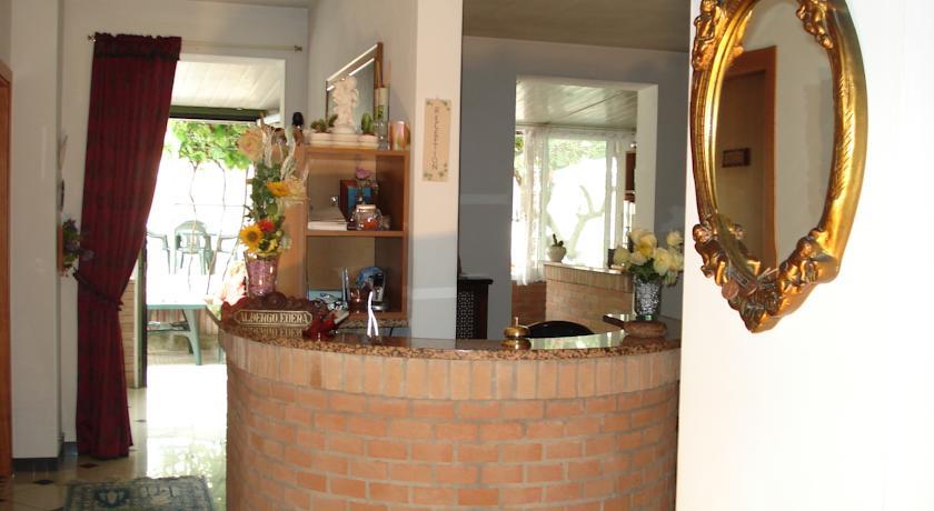 Отель Albergo Edera