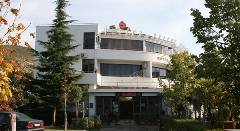 Отель Hotel Sirena