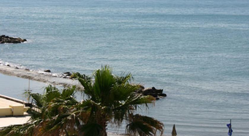 Отель Hotel Riviera