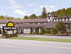 Отель Days Inn Munising