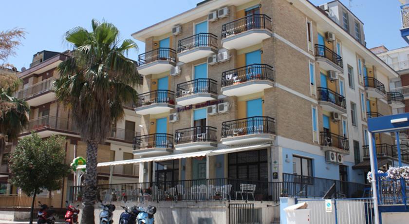 Отель Hotel Madison
