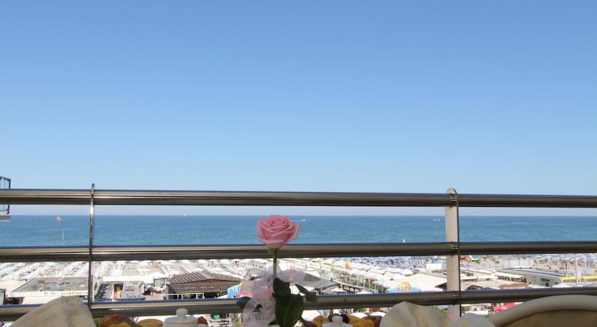 Отель Hotel Mazzanti