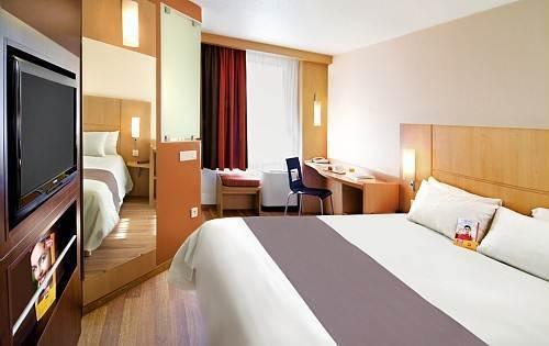 Отель Ibis Marseille Aeroport