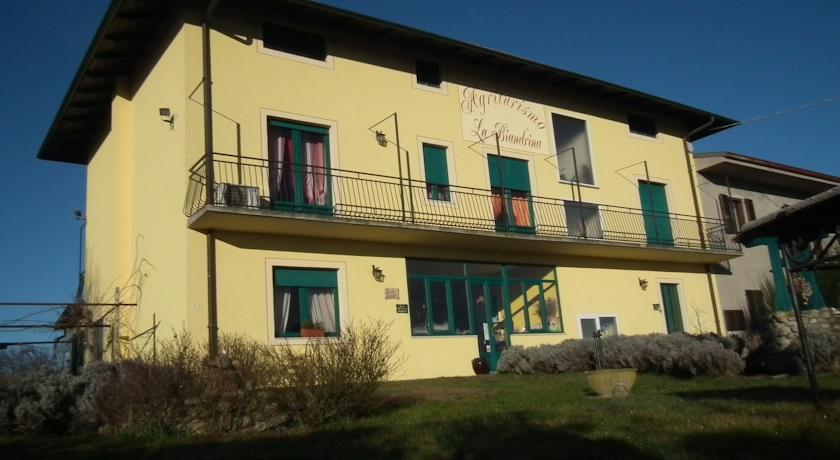 Отель Agriturismo La Biandrina