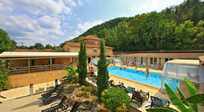 Отель Logis Auberge de La Petite Reine