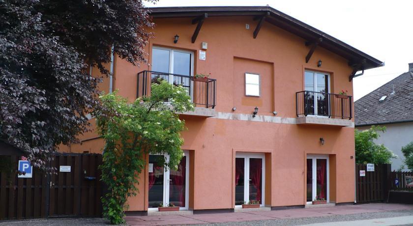 Гостевой дом Diavolo Balaton Ház Apartments