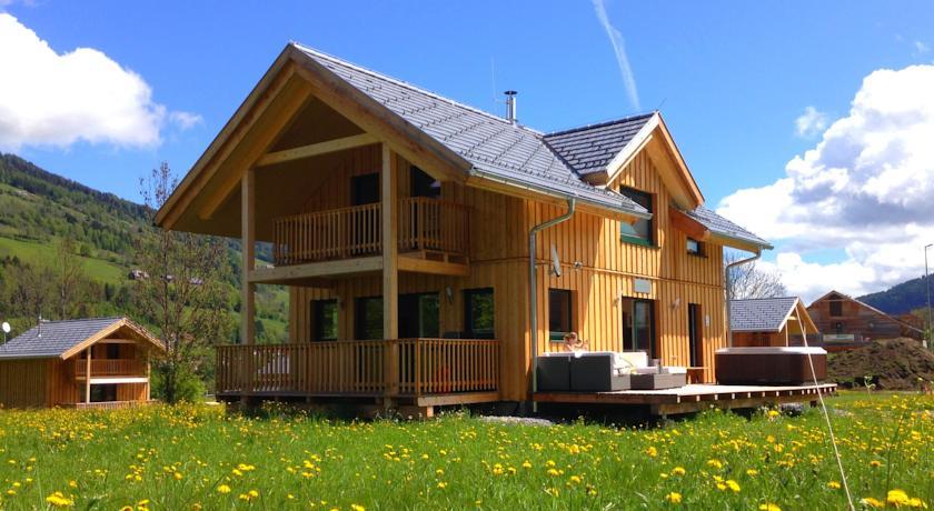 Отель LorenzoLodge - Wellness Chalet am Kreischberg