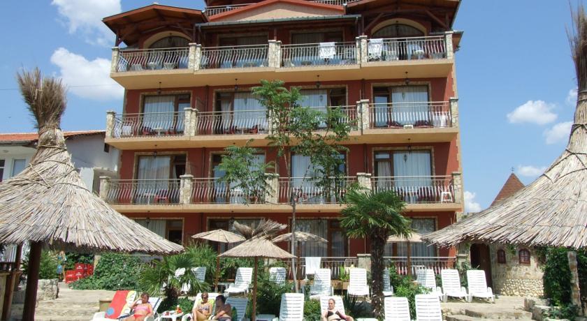 Отель Tropicana Hotel