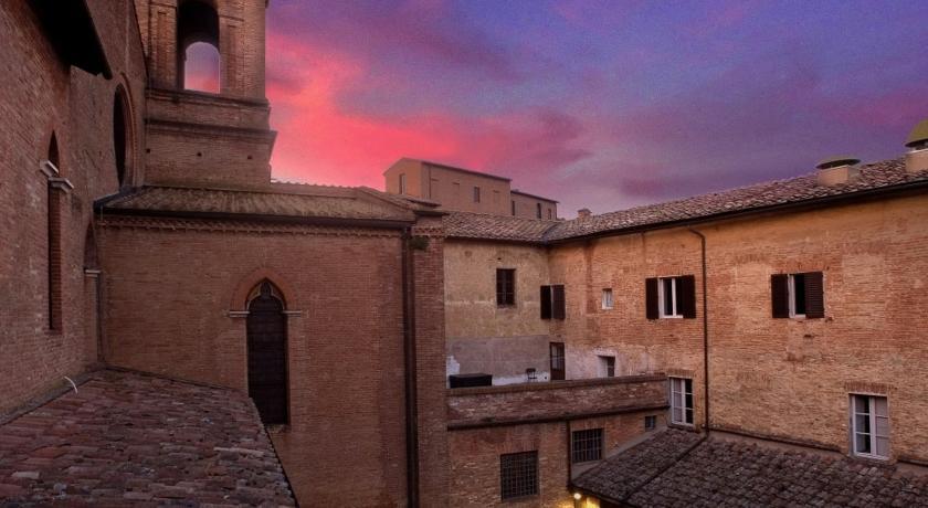 Отель Il Chiostro Del Carmine