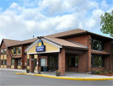 Отель Days Inn Utica