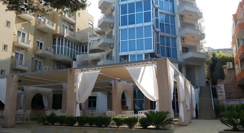Апартаменты Portafortuna Apartments