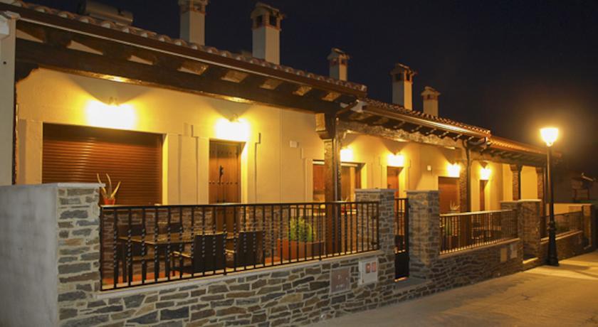 Апартаменты Apartamentos Rurales El Calama