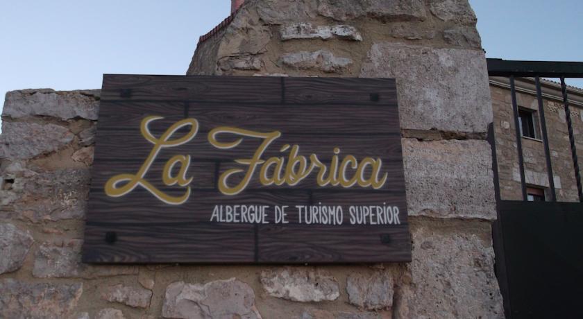 Хостел Albergue de turismo superior "La Fábrica"