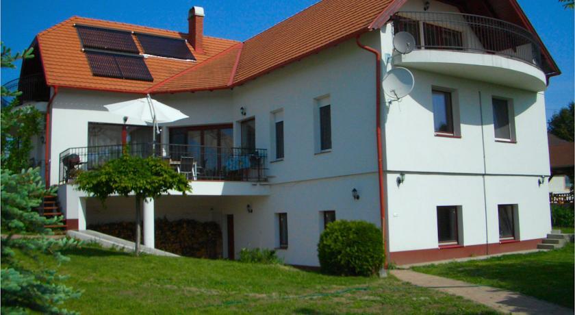 Апартаменты Kamilla Villa