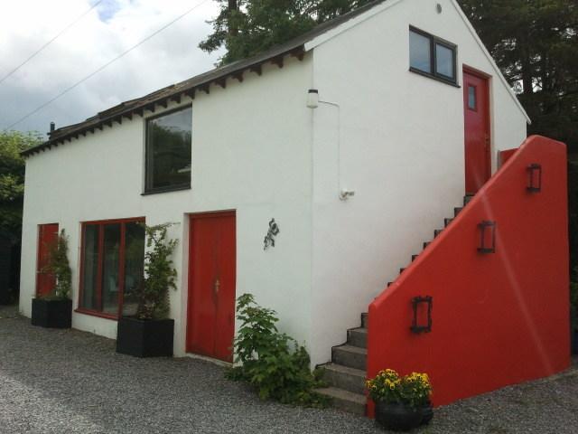 Апартаменты The Village B&B