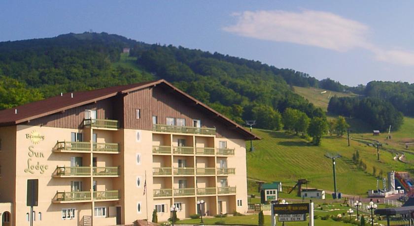 Отель Bromley Sun Lodge