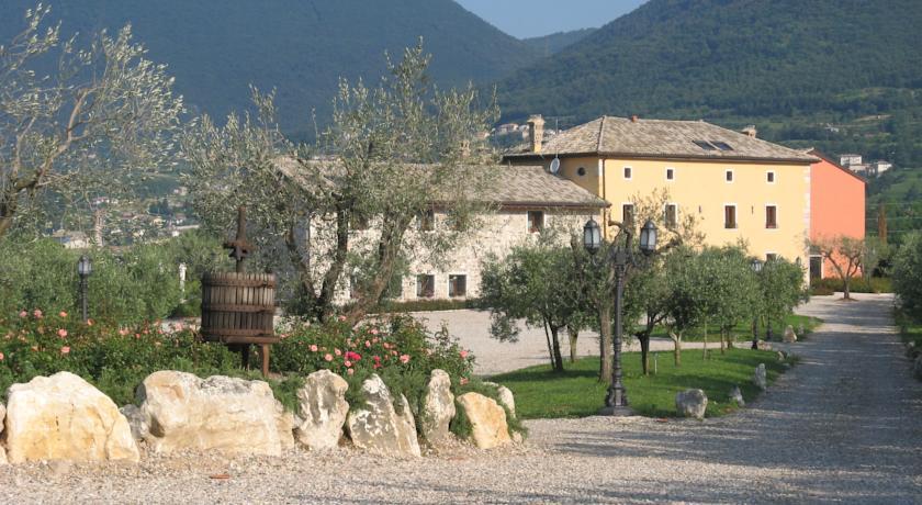 Отель Agriturismo Tenuta La Presa
