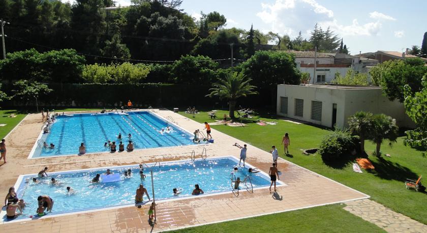 Отель Resort Farmwood Tivissa