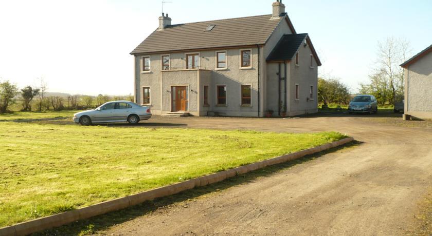 Мини-отель Maghernahar House B&B