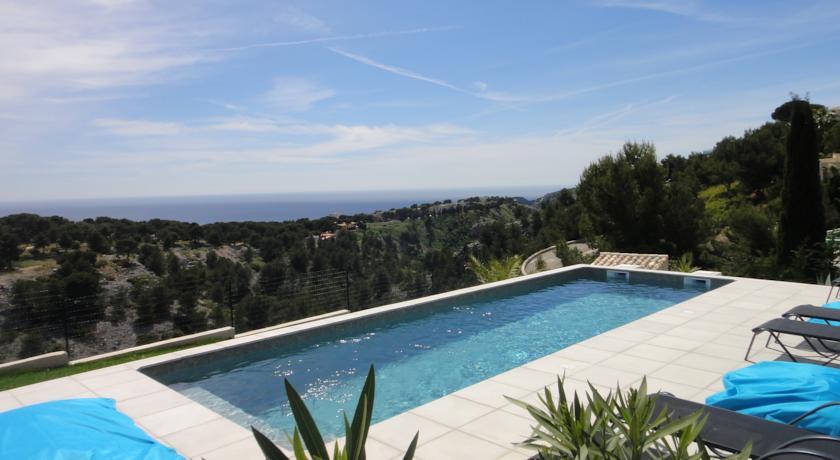 Апартаменты HOME CASSIS. Esprit du Sud