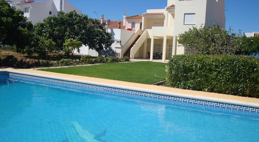 Апартаменты Villas Brites