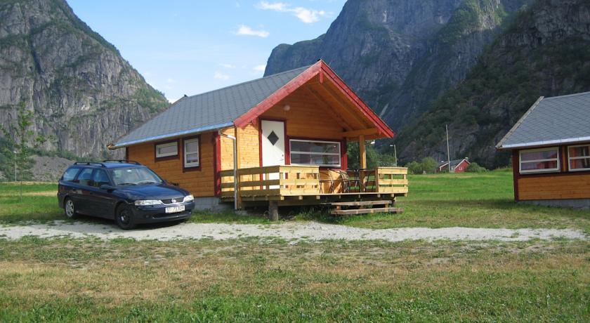 Отель Sæbø Camping