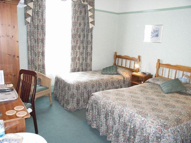 Отель Southcliff Hotel