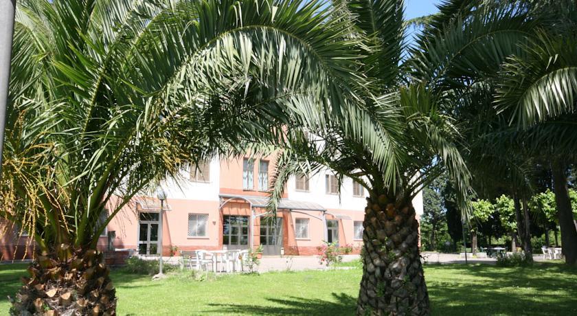 Отель Parco Santa Rita