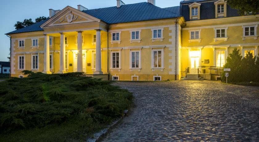 Отель Pałac Racot