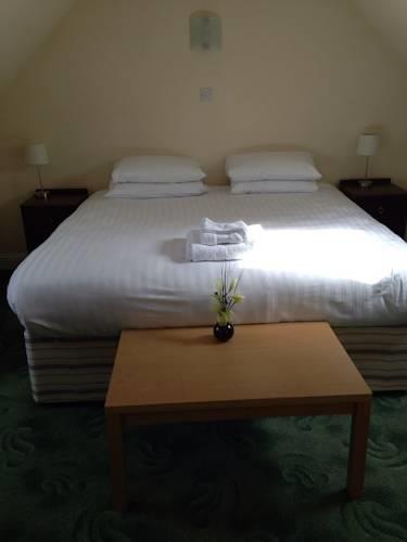 Отель Crown Hotel