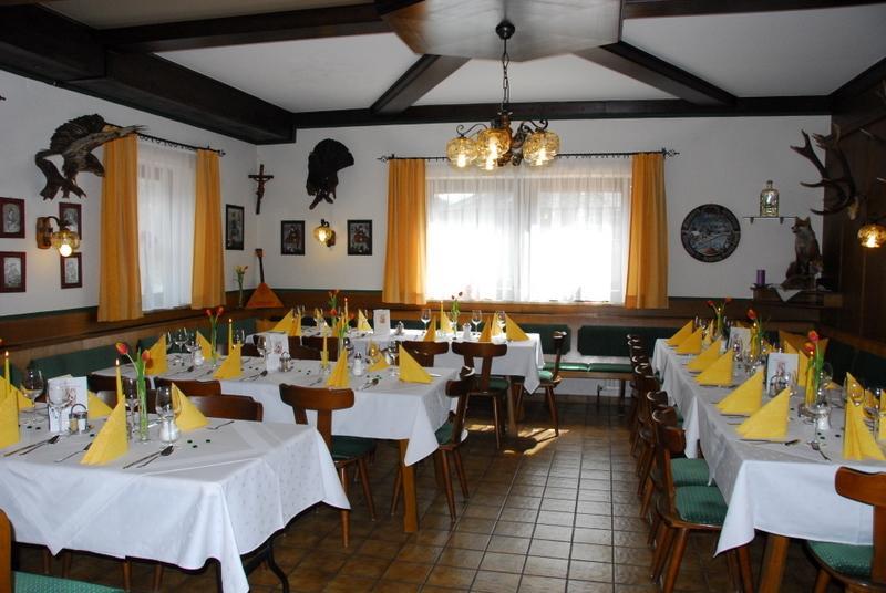 Отель Gasthof Pension Adamwirt