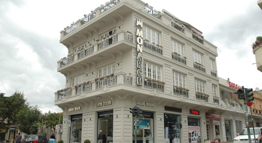 Отель Hotel Monarch
