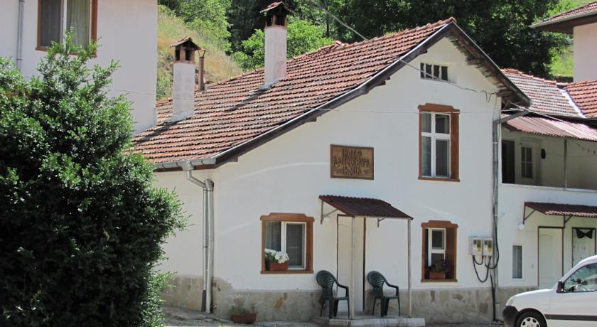 Апартаменты Petleto Houses