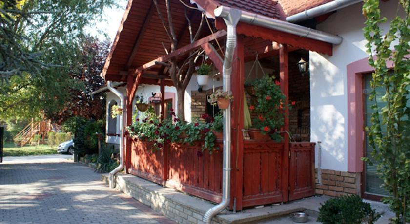 Гостевой дом Mendei Vendégház
