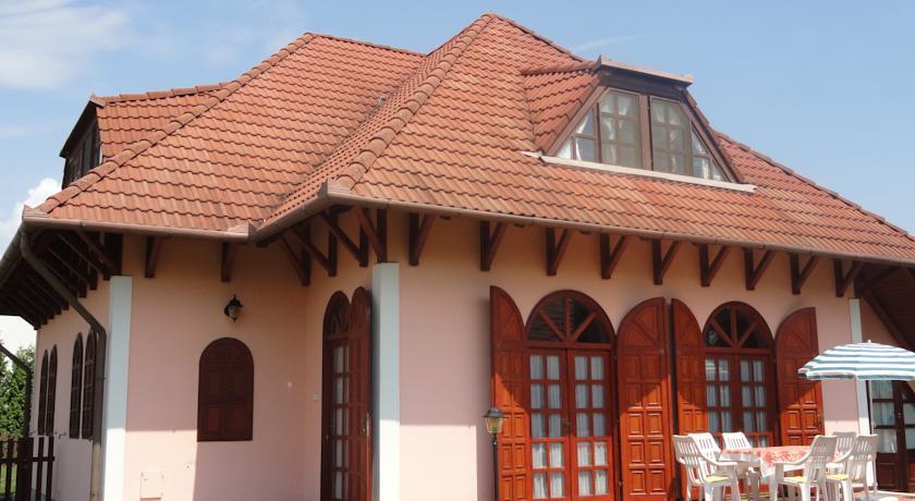 Апартаменты Barack Villa